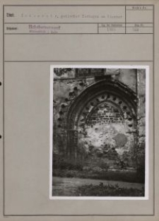 Schieratz : gotischer Torbogen am Kloster